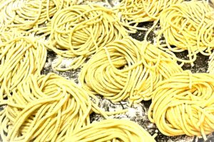 Storia e tradizione: origine e sviluppo della pasta italiana di PiCo Cucina by Luca Rampati